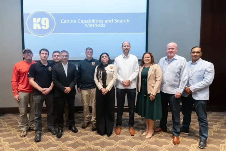 FBI capacita a fiscales y policías dominicanos en uso de unidades caninas