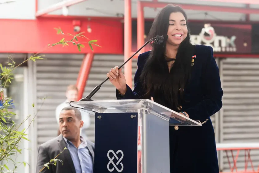 Procuradora inaugura nuevas instalaciones de la Fiscalía de La Vega