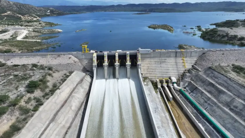Presa Montegrande: cómo funcionan las pruebas de compuertas