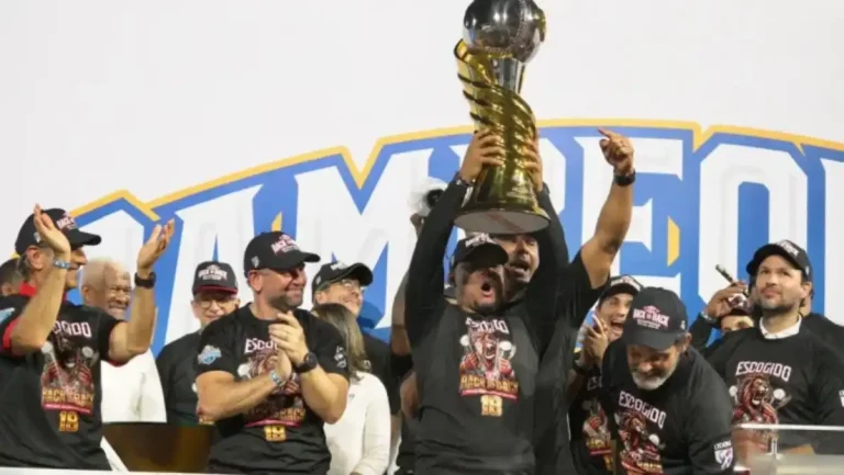 Escogido blanquea a los Toros y logra su corona 18 en LIDOM