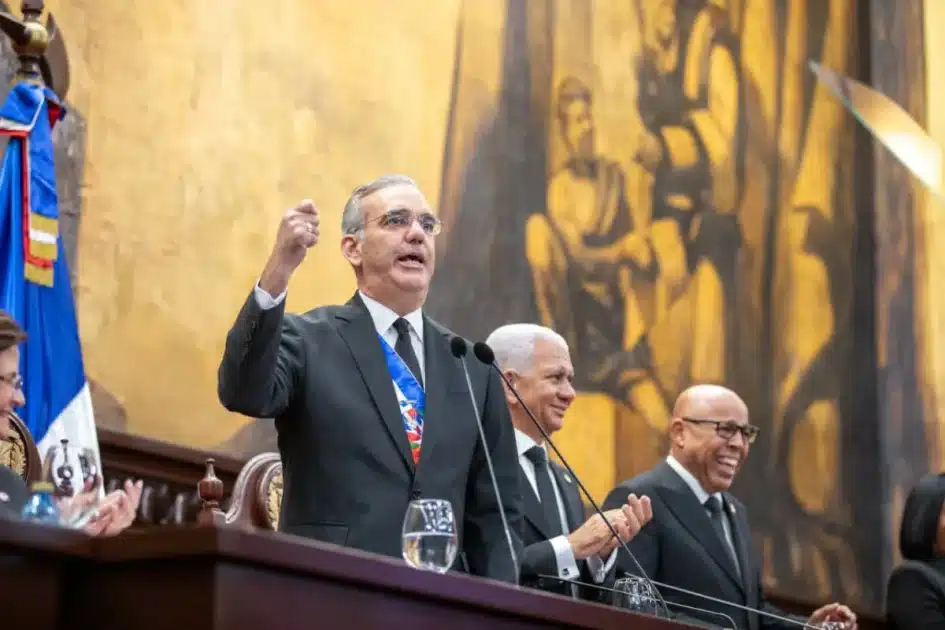 Inicio RD firma con Google y NVIDIA: así cambia la economía en 2026