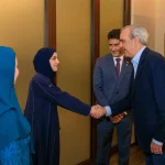 Abinader llega a Dubái para participar en la Cumbre Mundial de Gobiernos 2026