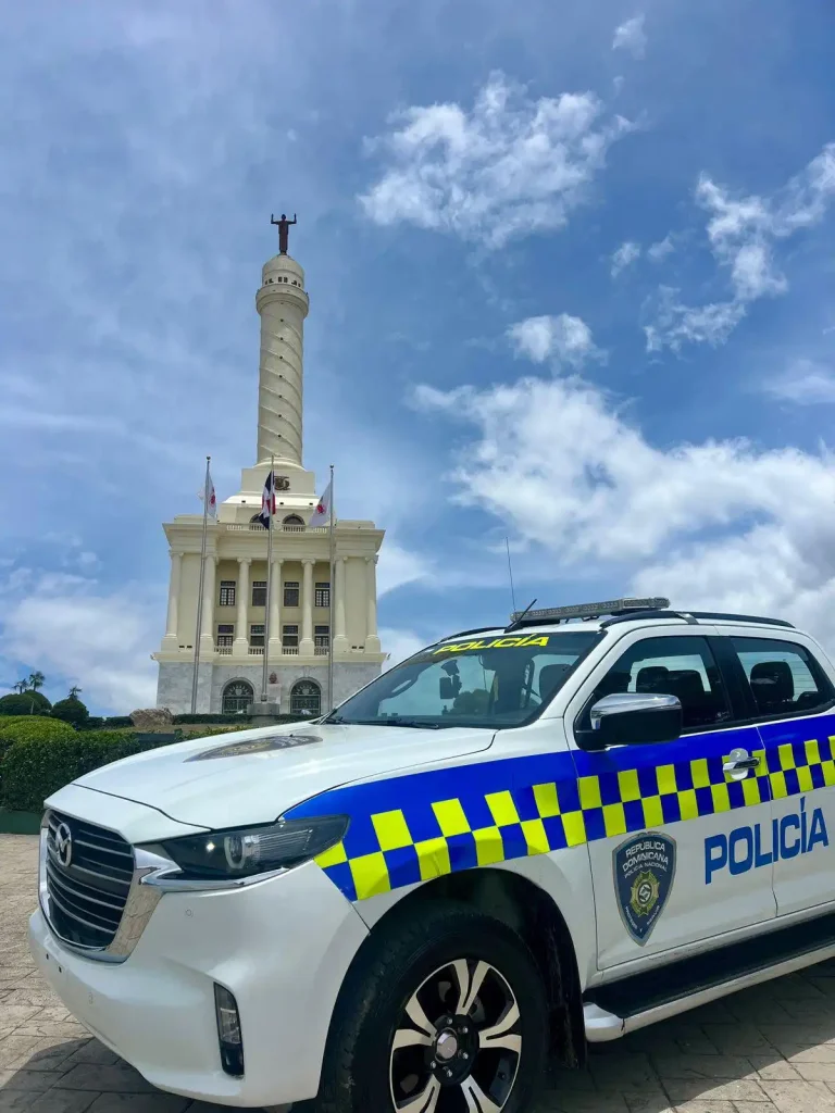 Policía identifica y persigue a “Doble K” por muerte en asalto a colmado en Santiago