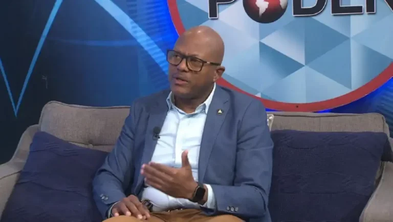 Más del 95 % de los médicos recibió aumento salarial esta semana, afirma el CMD