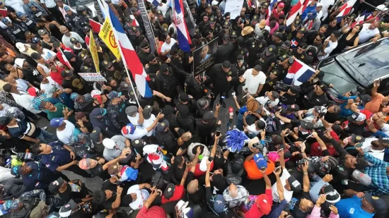 Marcha por justicia en Los Mina por muerte de Naurel Medina