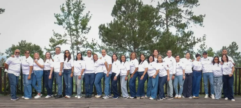 Promoción de Derecho 1996 de la PUCMM celebra 30 años de graduados