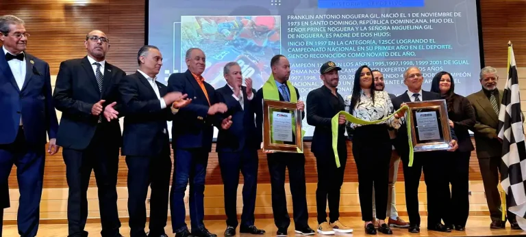 FDM premia a los mejores del motociclismo y exalta figuras al Salón de la Fama