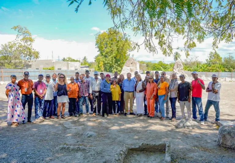 Hallazgo histórico en Azua: excavaciones descubren 35 osamentas del siglo XVI