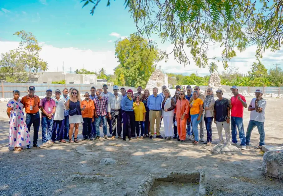 Inicio Hallazgo histórico en Azua: excavaciones descubren 35 osamentas del siglo XVI