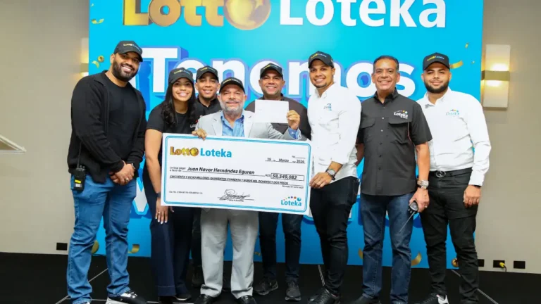 Loteka entrega RD$58 millones a santiaguero ganador del Lotto Entrega de premio Lotto Loteka en Santiago: ganador recibe RD$58 millones en Hotel Gran Almirante