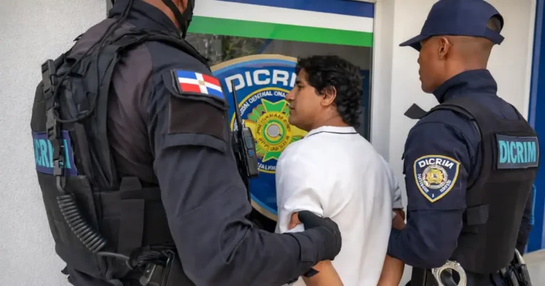 Arrestado el hombre del video viral con DIGESETT en Santiago Arrestado el hombre del video viral con DIGESETT en Santiago