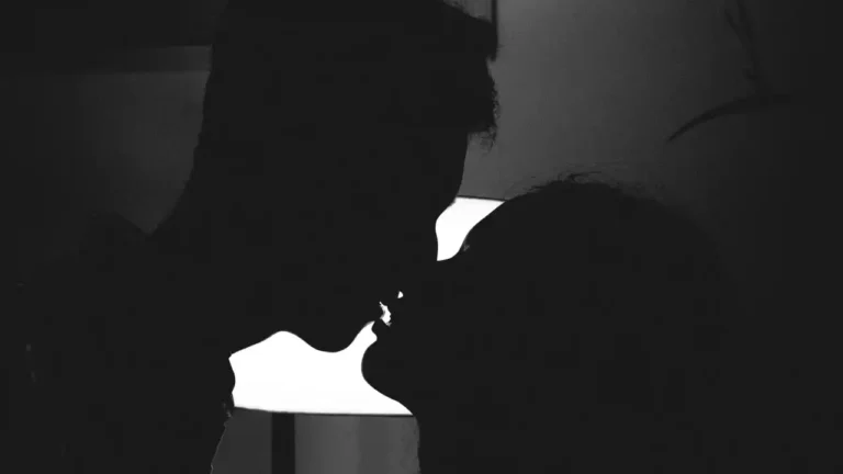 Hoy es el Día del Beso: qué pasa en tu cuerpo al besar Hoy es el Día del Beso: qué pasa en tu cuerpo al besar