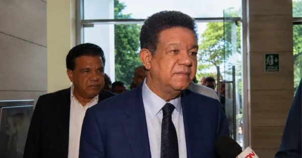 Leonel plantea diálogo nacional por la criminalidad Leonel plantea diálogo nacional por la criminalidad