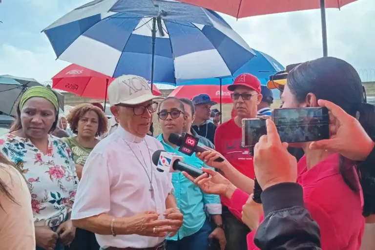 Monorriel en Santiago deja en crisis al sector Zona Franca