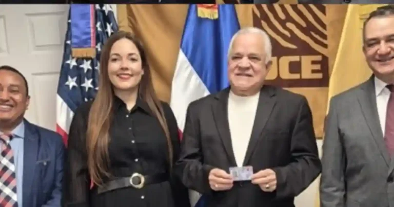 JCE entrega nueva cédula dominicana en Estados Unidos