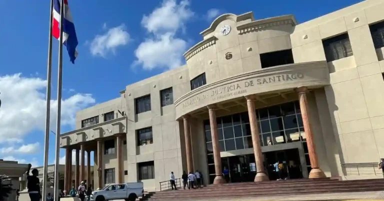 Prisión preventiva a policía municipal por abuso sexual en Jacagua