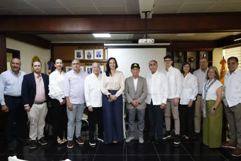 Wilhelm Lawrence, nuevo presidente de las Águilas Cibaeñas Wilhelm Lawrence, nuevo presidente de las Águilas Cibaeñas
