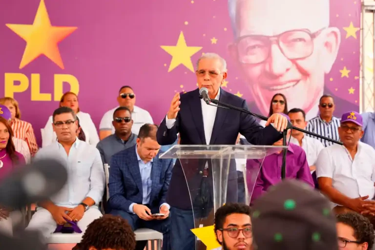 Danilo Medina critica al Gobierno: "gente desengañada"