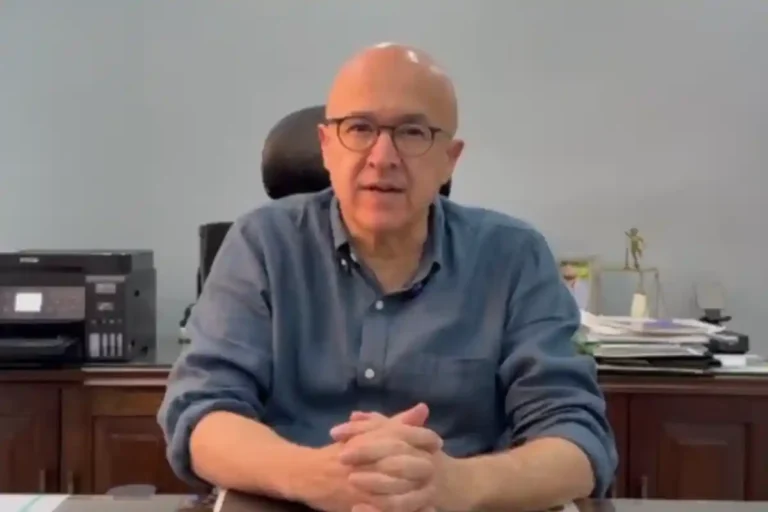Domínguez Brito pide investigar presuntas irregularidades en COOPNAMA Domínguez Brito pidió al Ministerio Público investigar las presuntas irregularidades en COOPNAMA y su vinculación con dirigentes del PRM.