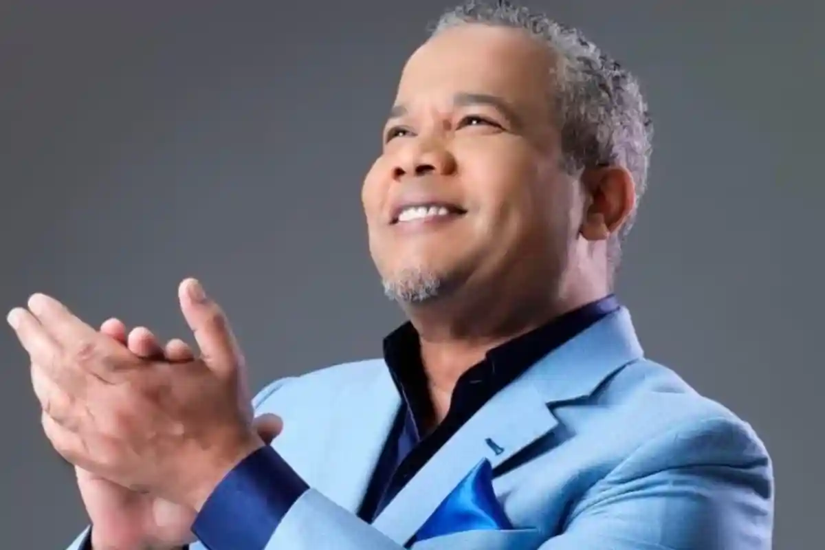 Héctor Acosta lamenta muerte de Alex Bueno: “Se nos fue un grande” Héctor Acosta lamenta muerte de Alex Bueno: “Se nos fue un grande”