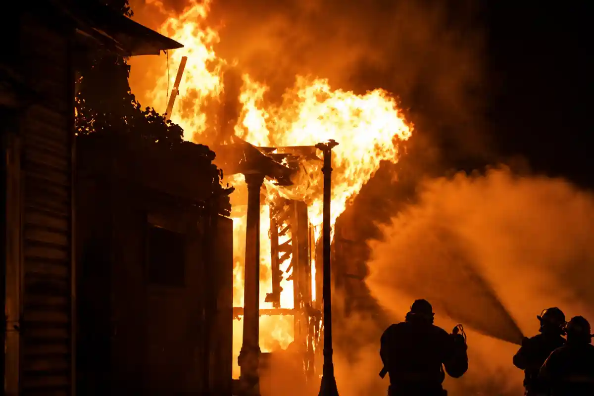 Incendio en el Centro Histórico de Santiago sin heridos