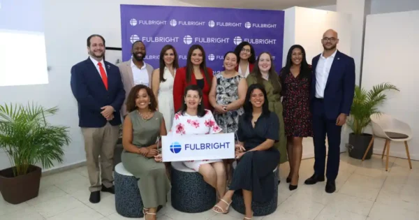 Embajada de EE.UU. celebra 80 años de Fulbright Embajada de EE.UU. celebra 80 años de Fulbright