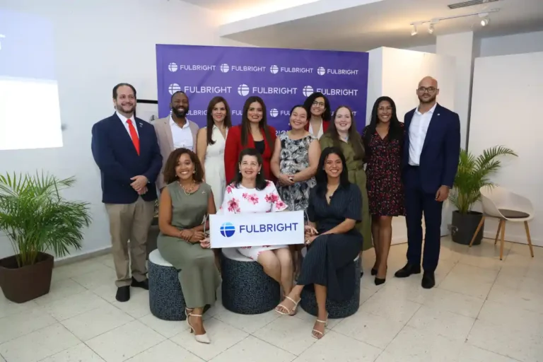 Embajada de EE.UU. celebra 80 años de Fulbright
