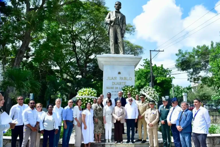Conmemoran 150 años de la muerte de Juan Pablo Duarte Conmemoran 150 años de la muerte de Juan Pablo Duarte