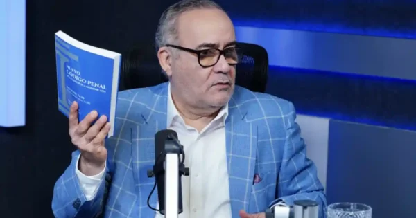 Ricardo Rojas defiende el nuevo Código Penal Ricardo Rojas defiende el nuevo Código Penal