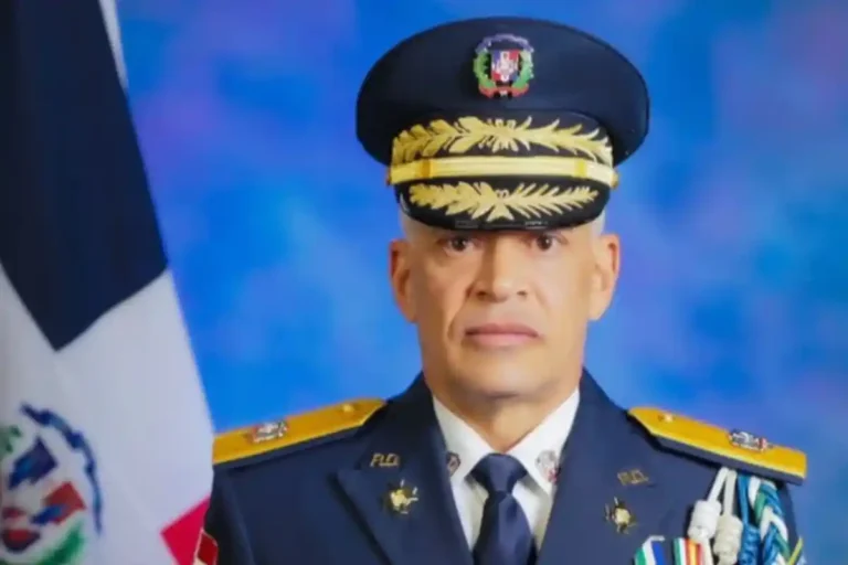 Abinader designa a Ernesto Rodríguez jefe de la Policía Abinader designa a Ernesto Rodríguez jefe de la Policía