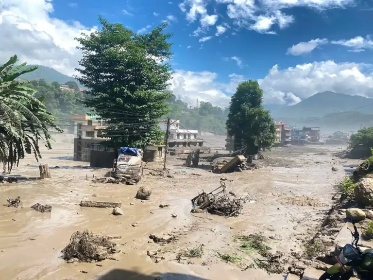 Inundaciones en Nepal dejan 95 muertos y 484 desaparecidos Inundaciones en Nepal dejan 95 muertos y 484 desaparecidos