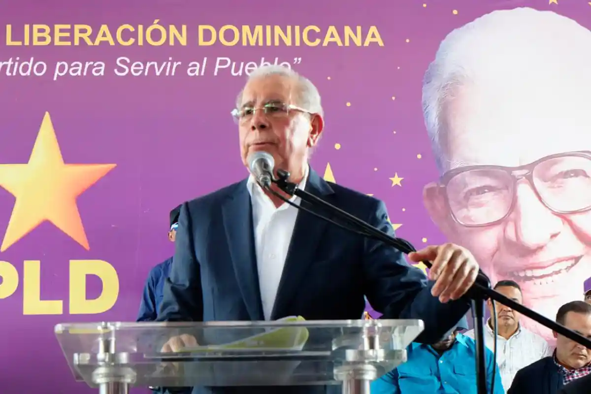 Danilo Medina dice Gobierno del PRM “sale caro” al país Danilo Medina dice Gobierno del PRM “sale caro” al país