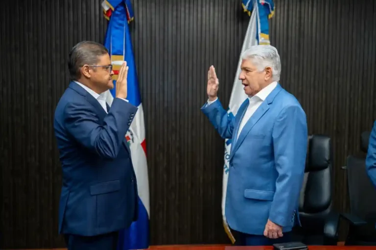 Méndez asume el INTRANT y promete hacer cumplir la ley