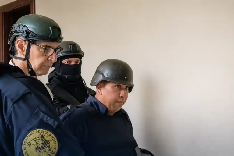 Ratifican prisión a Santiago Hazim y otros cinco Ratifican prisión a Santiago Hazim y otros cinco