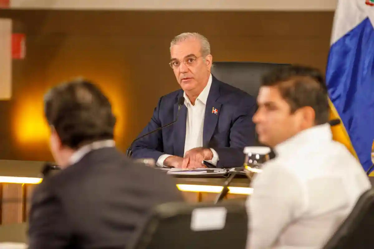 Monorriel de Santiago iniciará pruebas en octubre