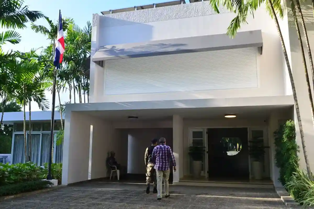 Abinader traslada residencia oficial a Santiago Abinader traslada residencia oficial a Santiago