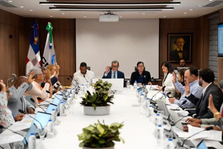 CNSS abre vía para pensión de servidores públicos CNSS abre vía para pensión de servidores públicos