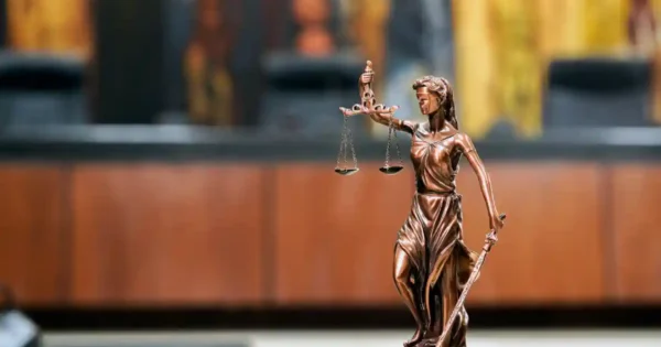 Coerción por extraer arena del río Tireo Coerción por extraer arena del río Tireo
