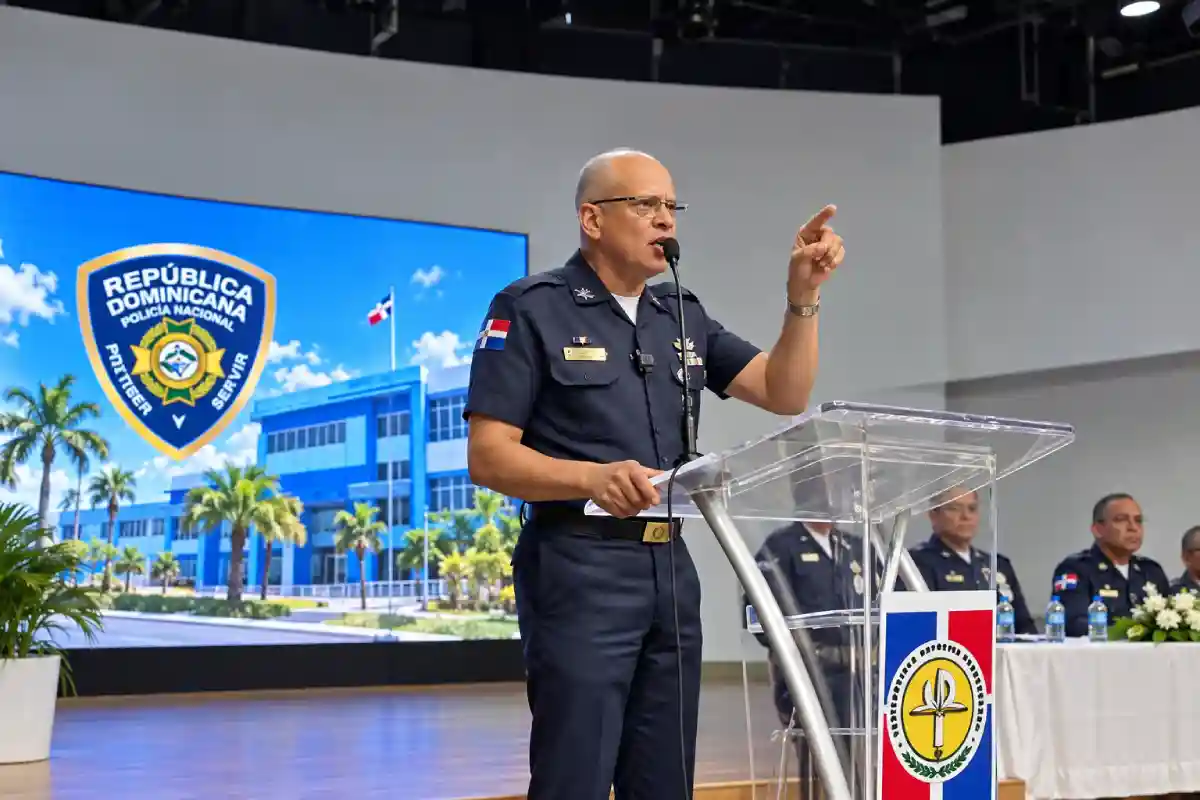 Jefe policial advierte que buscará a quienes delincan Jefe policial advierte que buscará a quienes delincan