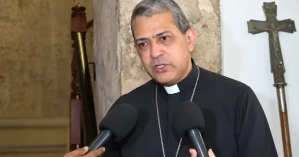 Morel Diplán pide fortalecer la familia ante violencia en RD Morel Diplán pide fortalecer la familia ante violencia en RD