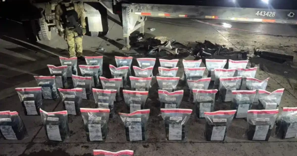 DNCD incauta 228 paquetes de presunta cocaína en RD DNCD incauta 228 paquetes de presunta cocaína en RD