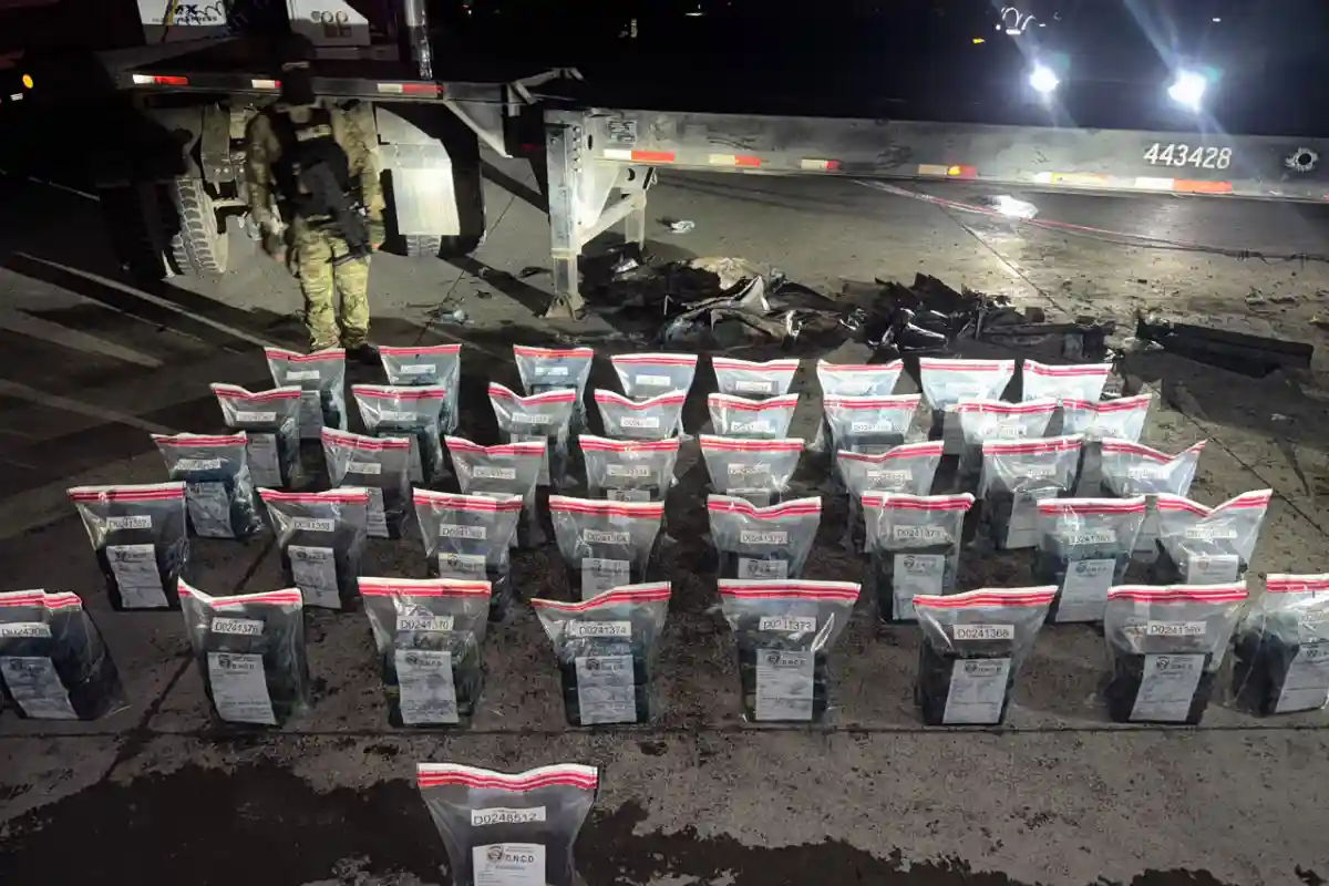 DNCD incauta 228 paquetes de presunta cocaína en RD DNCD incauta 228 paquetes de presunta cocaína en RD