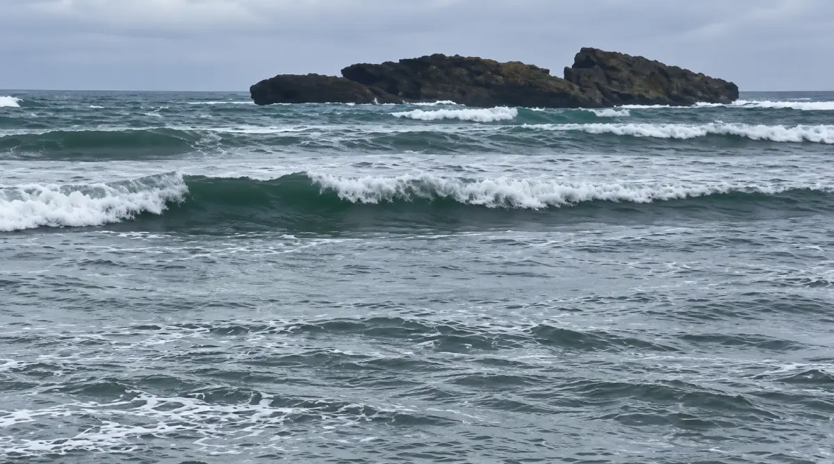 Mantienen prohibición de baño en playas de Puerto Plata por oleaje peligroso Mantienen prohibición de baño en playas de Puerto Plata por oleaje peligroso
