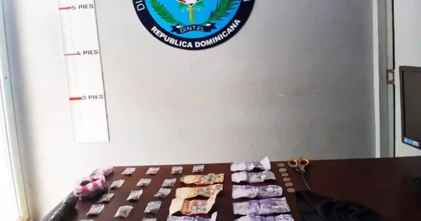 DINTEL ocupa presuntas drogas en Guatapanal DINTEL ocupa presuntas drogas en Guatapanal