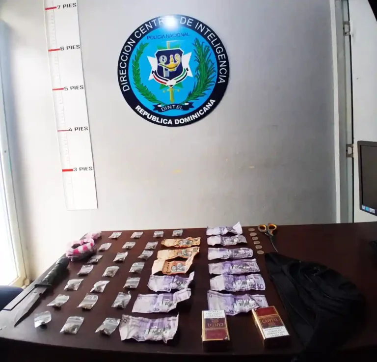 DINTEL ocupa presuntas drogas en Guatapanal DINTEL ocupa presuntas drogas en Guatapanal