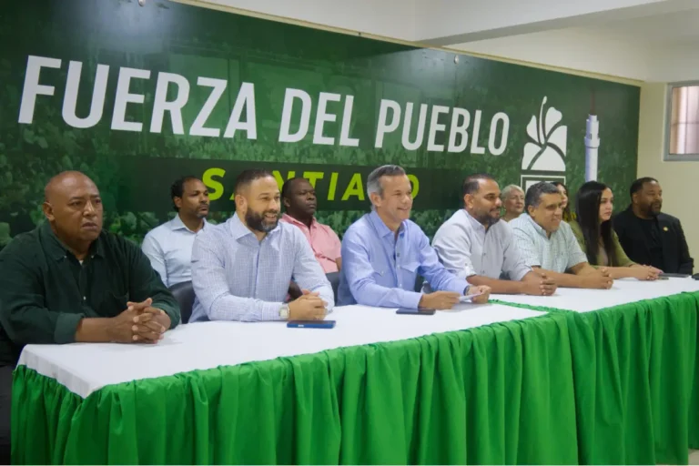FP pide partidas para obras de Santiago en 2027 FP pide partidas para obras de Santiago en 2027
