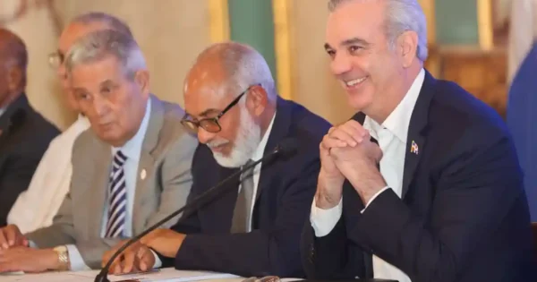 RD$2,000 millones recuperados financiarán obras deportivas