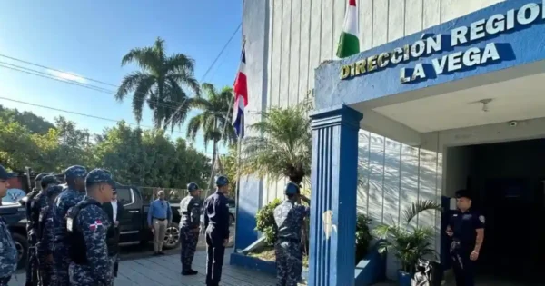 Dos hombres se entregan por homicidio en La Vega Dos hombres se entregan por homicidio en La Vega