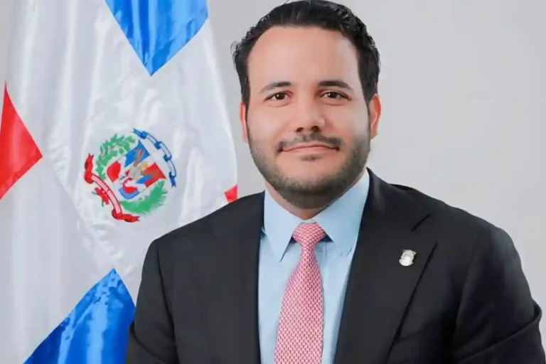 Diputado Rogelio Alfonso Genao renuncia al PRSC y cuestiona su liderazgo