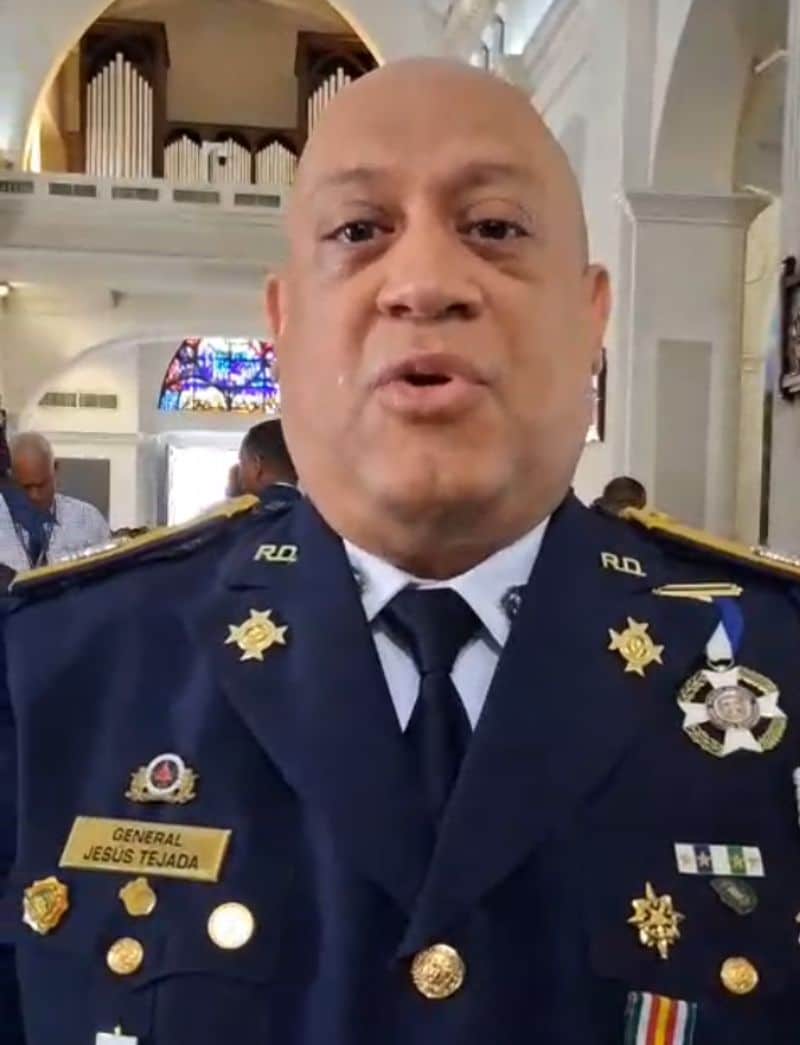 Director policial en Santiago llama a personas buscadas a entregarse